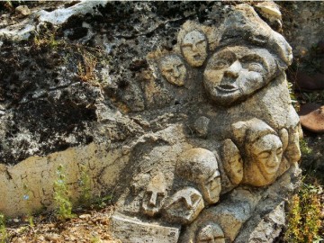 medium_rochers_sculptes3.2.jpg